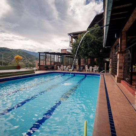 Hosteria De La Plaza Menor Santa Fe de Antioquia Esterno foto