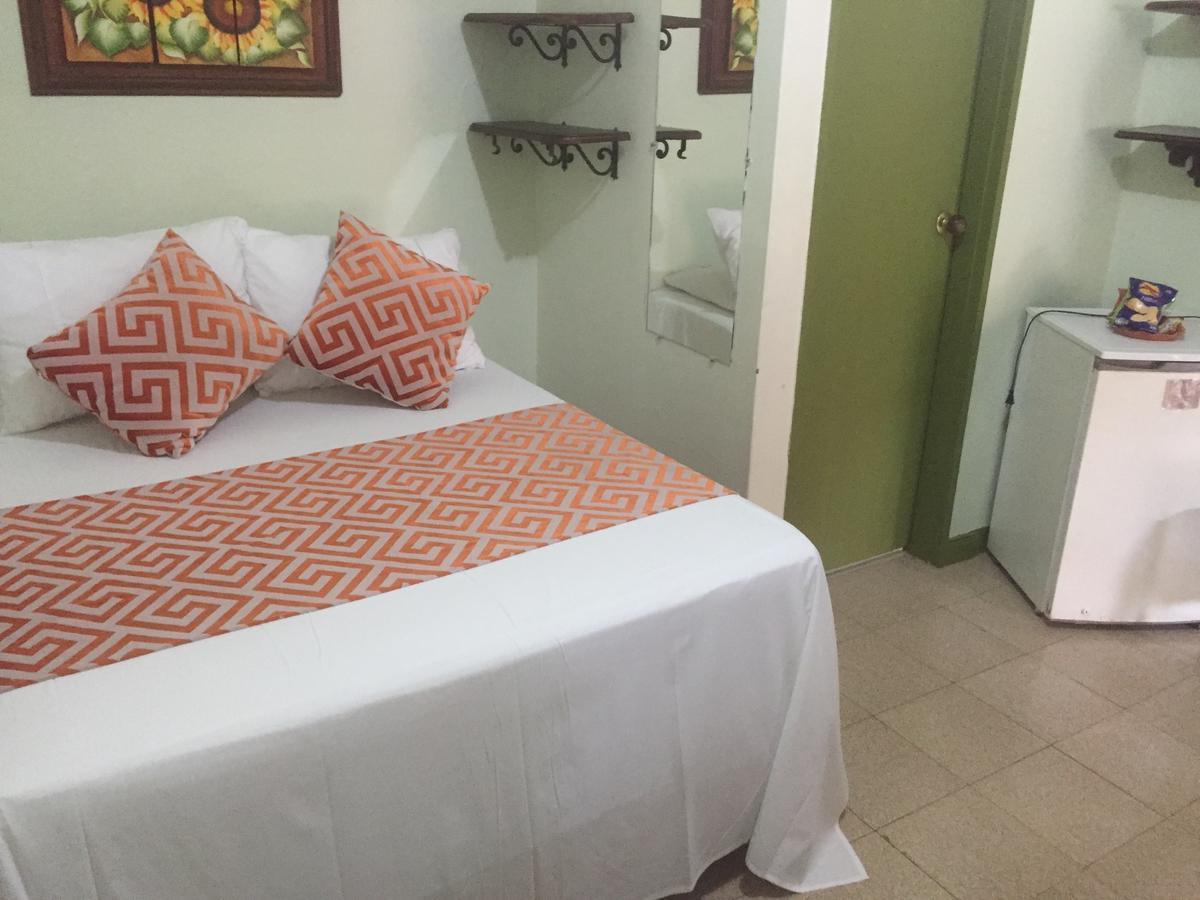 Hosteria De La Plaza Menor Santa Fe de Antioquia Esterno foto